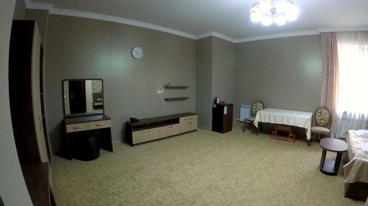 Hotel Zeid Astana Bagian luar foto
